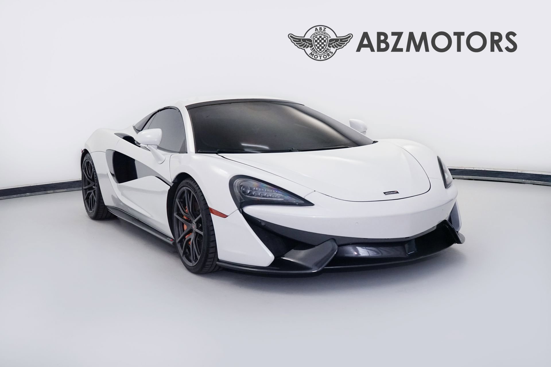 Used 2018 McLaren 570S Spider RWD image 1