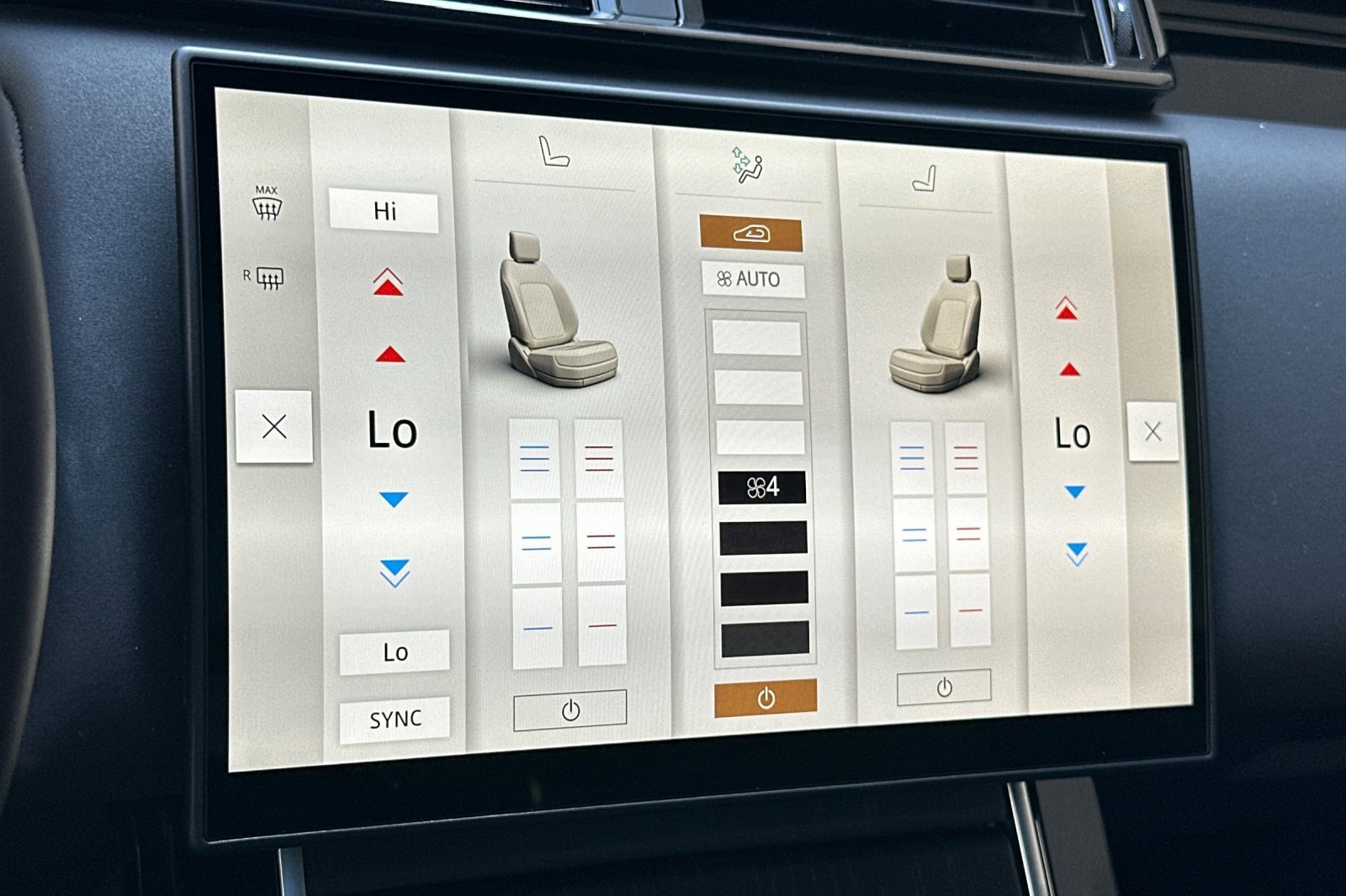 New 2026 Land Rover Range Rover Velar Dynamic SE image 24