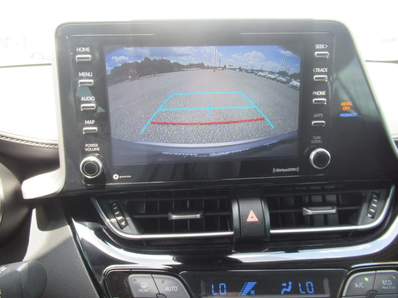 Used 2020 Toyota C-HR LE FWD image 28