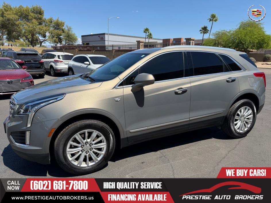 Used 2018 Cadillac XT5 FWD image 3