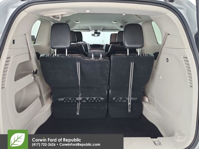 Used 2024 Chrysler Pacifica Touring-L image 33