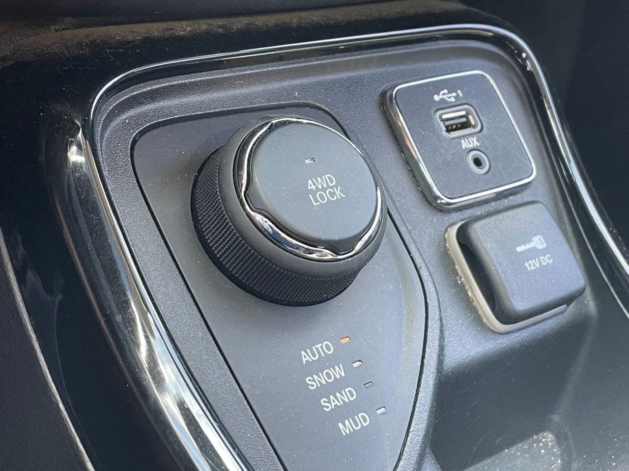 Used 2021 Jeep Compass Limited AWD/4WD image 8