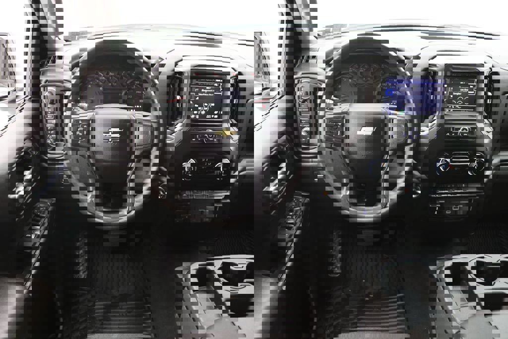 Used 2024 Chevrolet Silverado 1500 Custom image 16