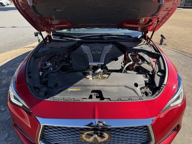 Used 2017 INFINITI Q60 Red Sport 400 image 30