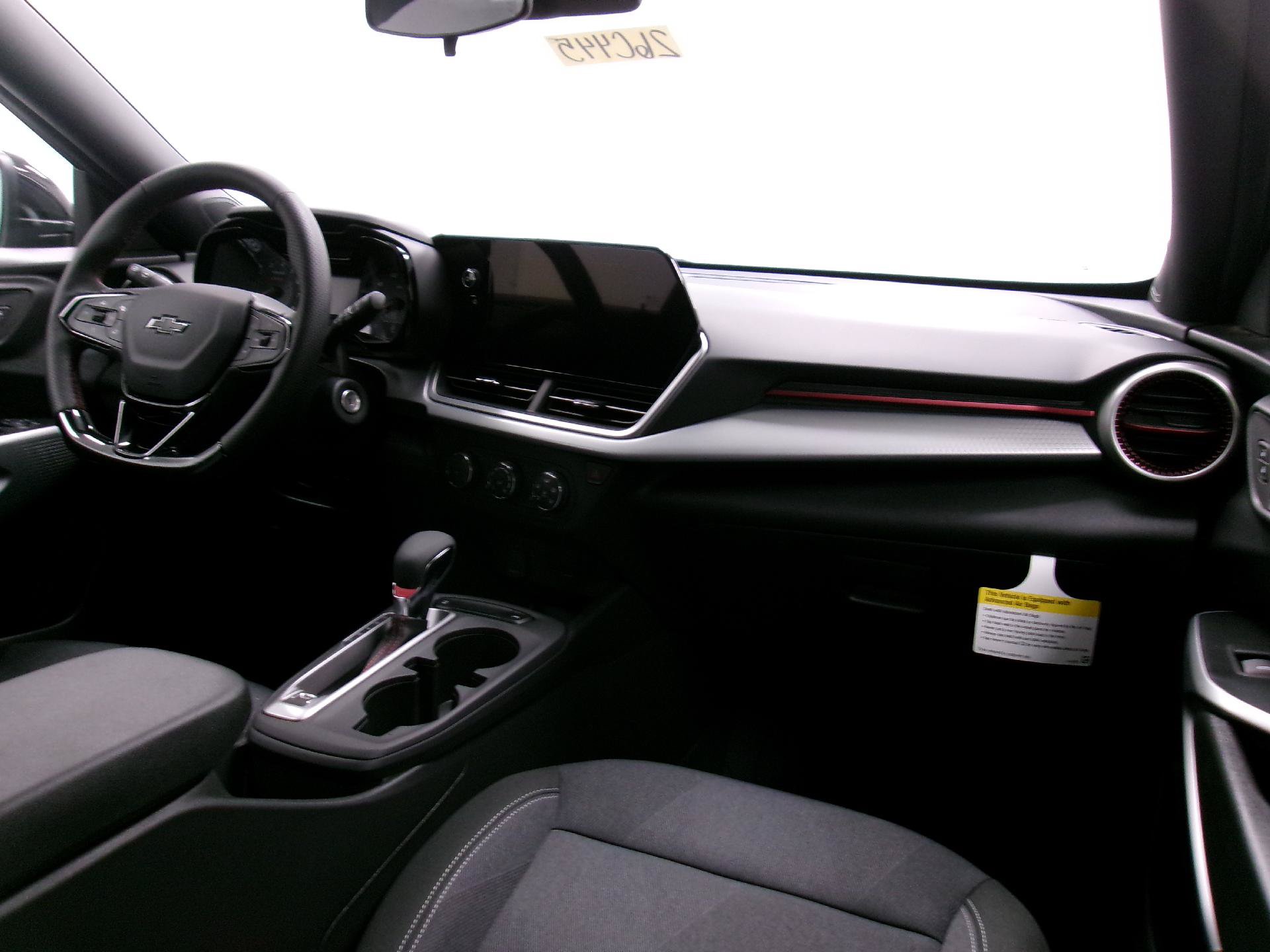 New 2026 Chevrolet Trax RS w/ Sunroof Package FWD image 3