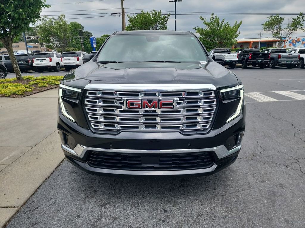 Used 2024 GMC Acadia Denali w/ Super Cruise Package FWD image 3