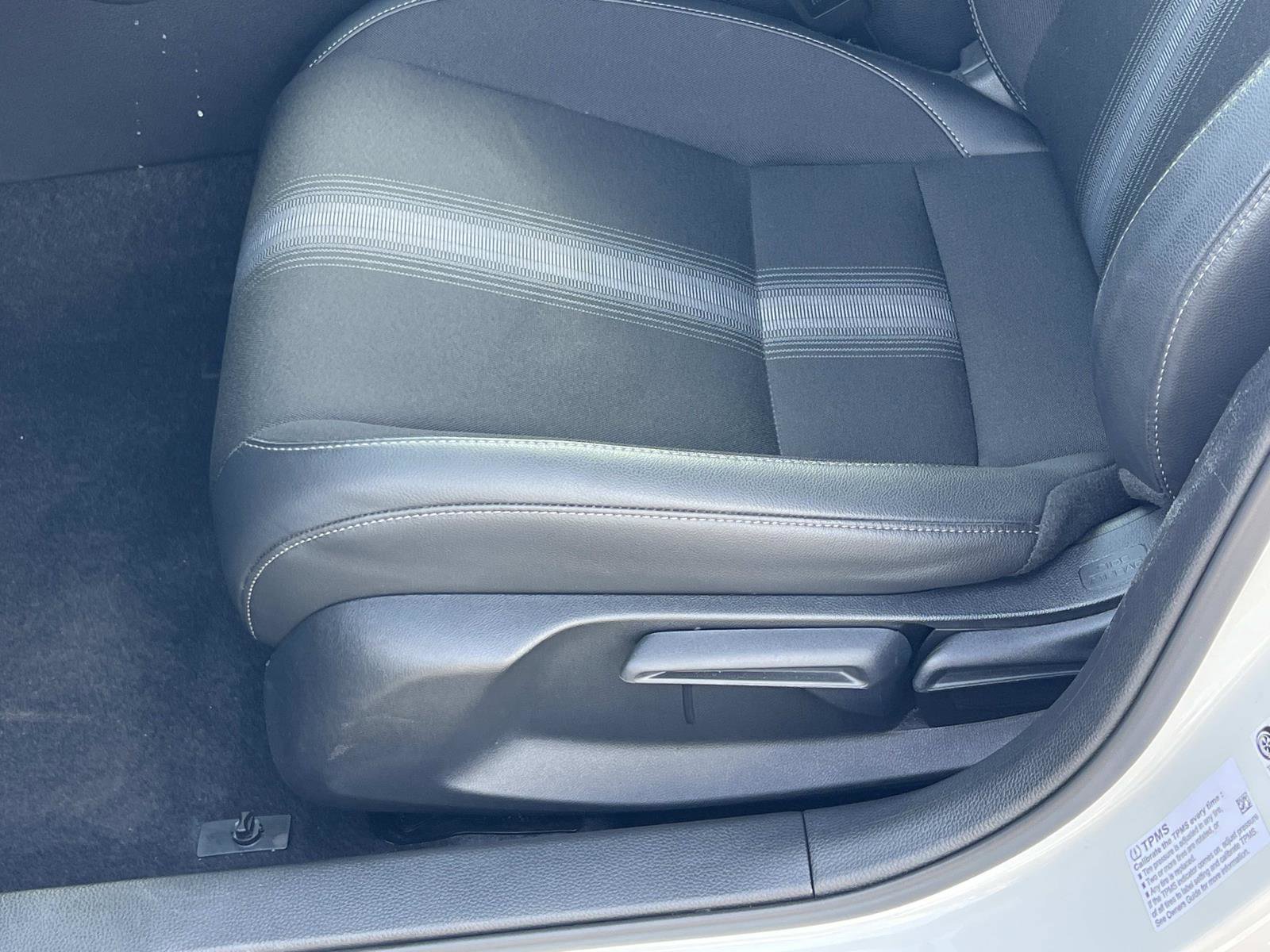 Certified 2025 Honda Civic Sport image 17