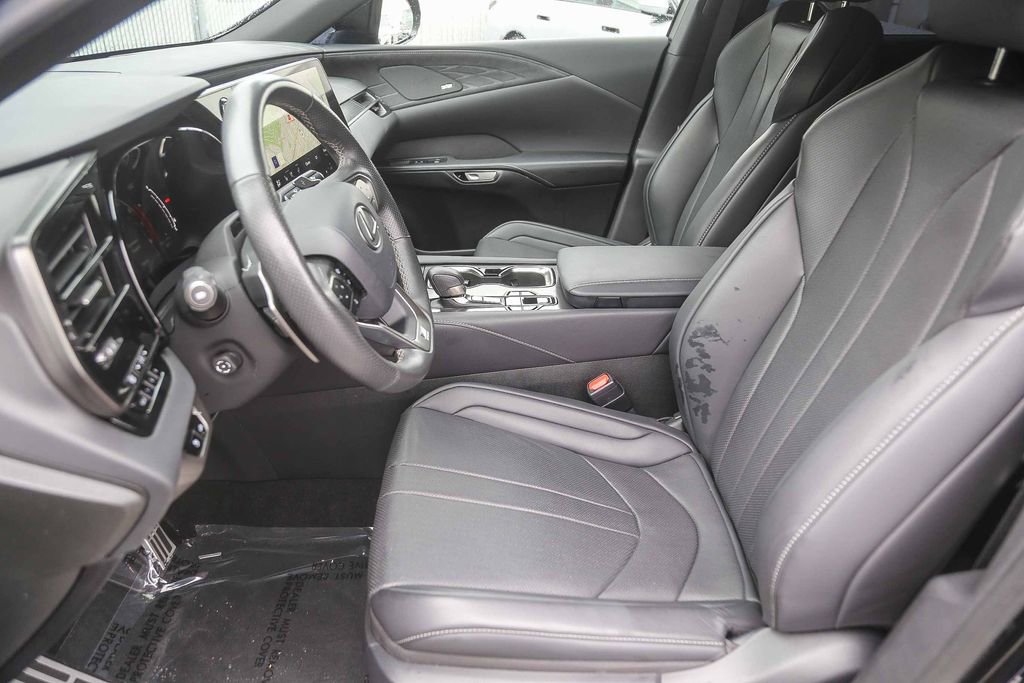 Used 2024 Lexus RX 350 F Sport w/ Convenience Package AWD/4WD image 15