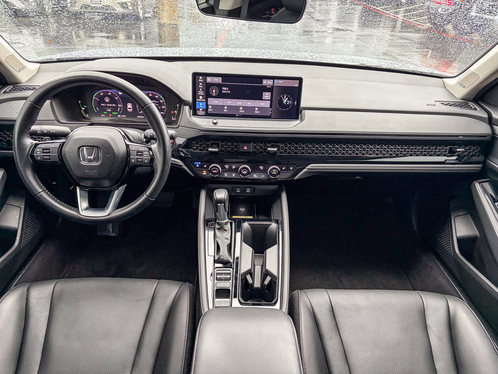 Used 2024 Honda Accord Touring image 11