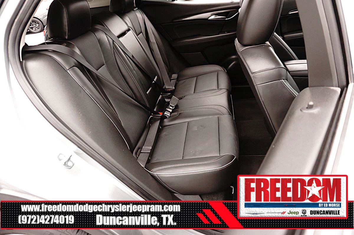 Used 2023 Buick Envision Essence AWD/4WD image 16