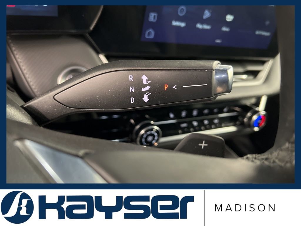 Used 2025 Chevrolet Equinox LT image 21