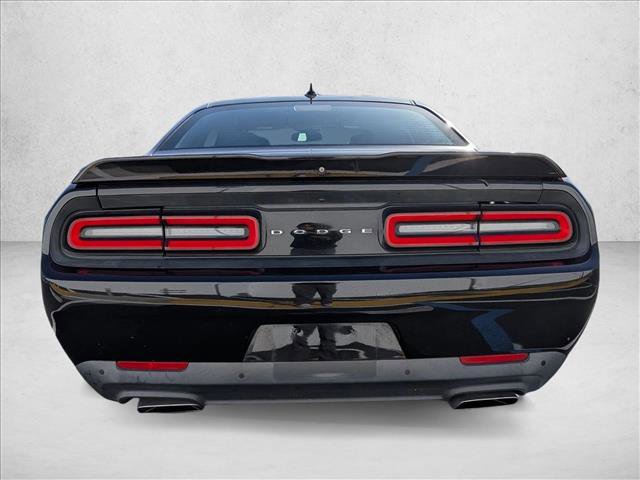 Used 2015 Dodge Challenger R/T Plus image 7