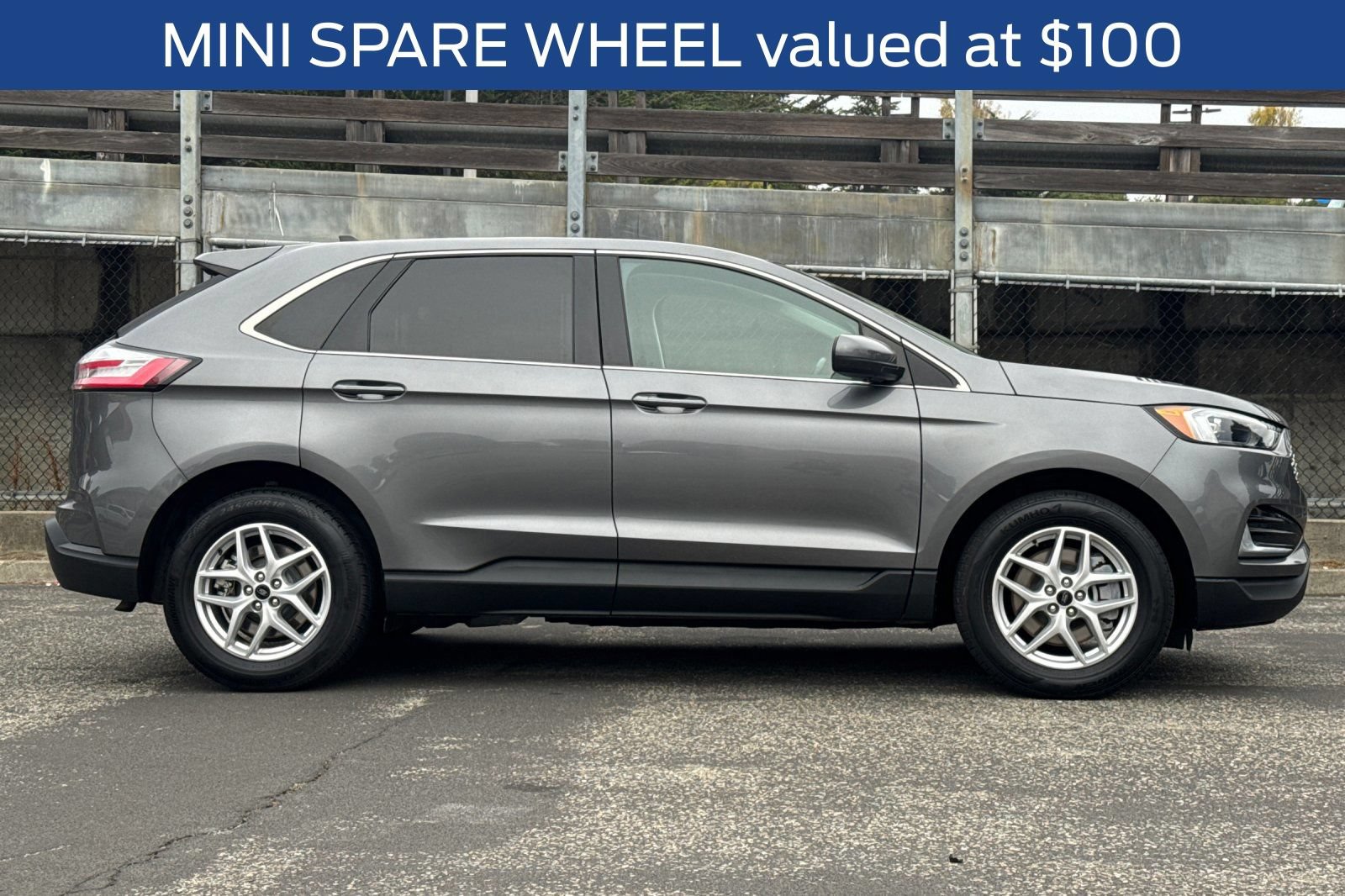 Certified 2024 Ford Edge SEL AWD/4WD image 4