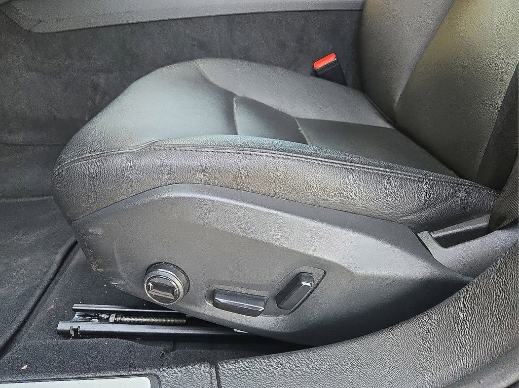 Certified 2024 Volvo S60 B5 Core image 24