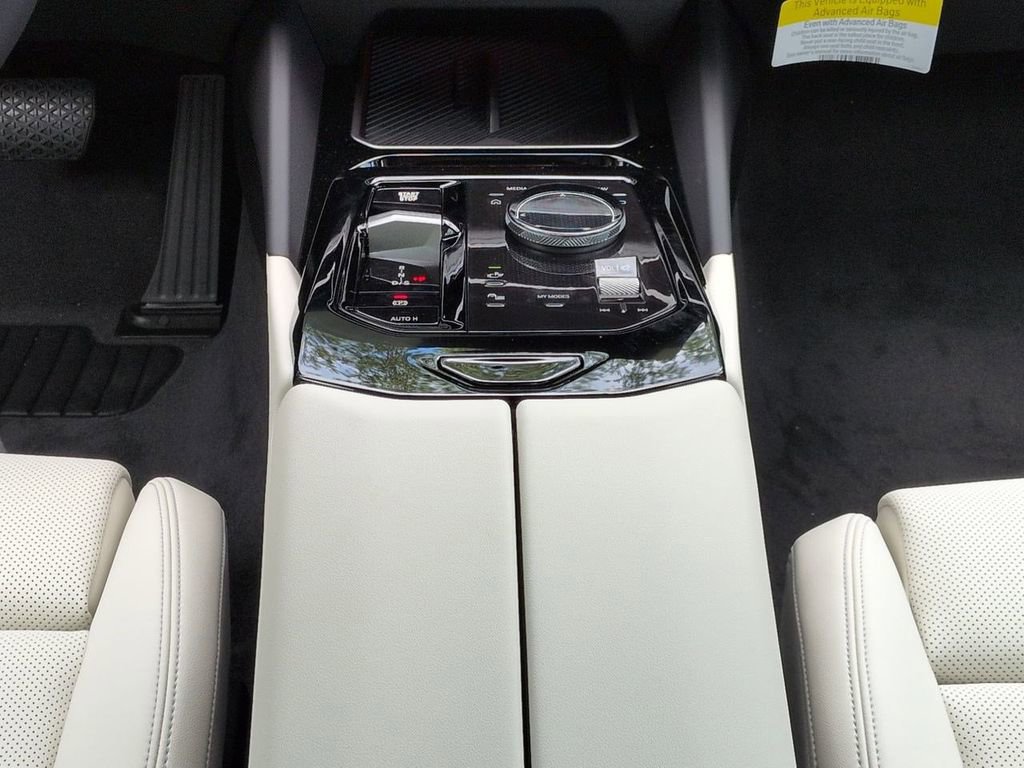 New 2026 BMW 530i w/ Premium Package image 19