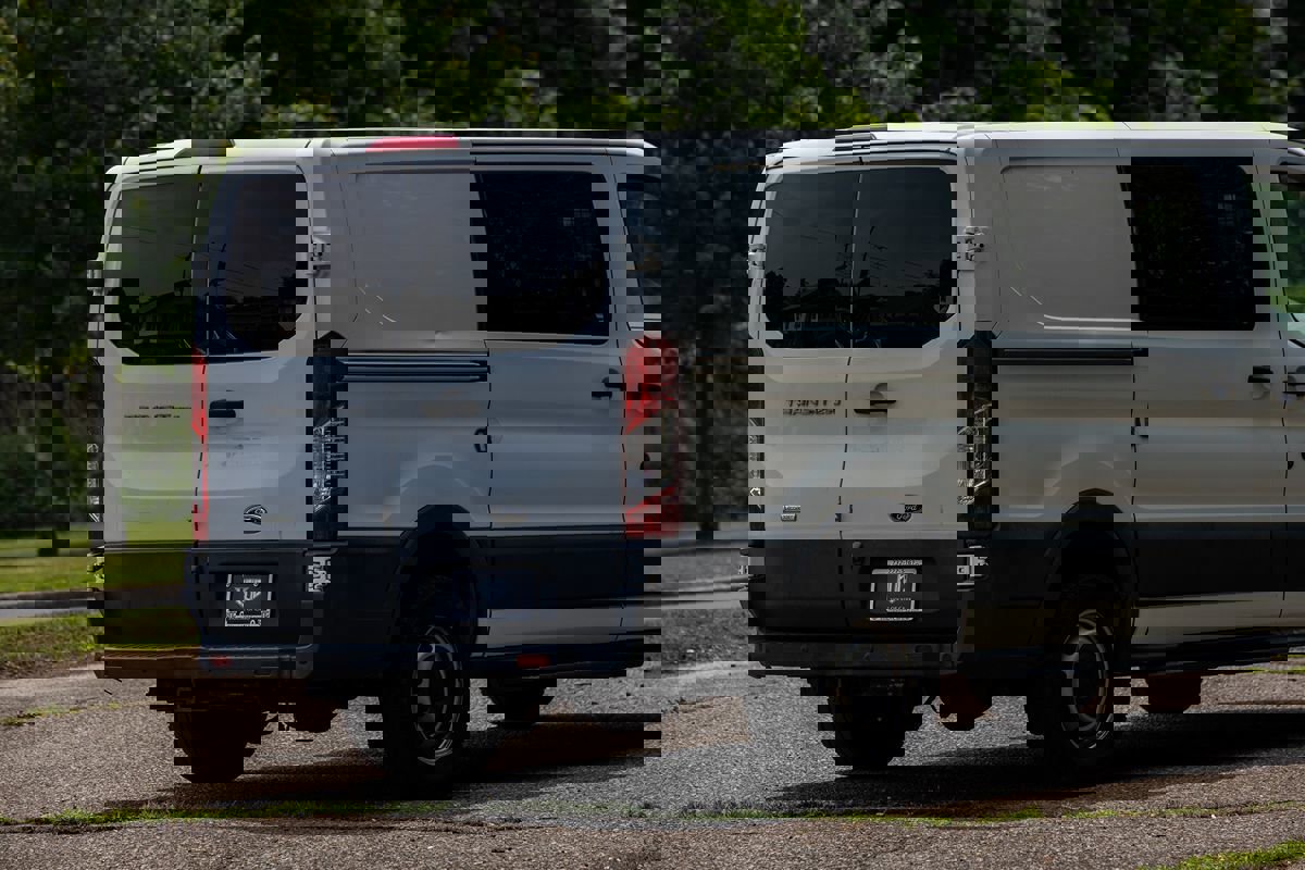 Used 2017 Ford Transit 250 130 Low Roof image 5