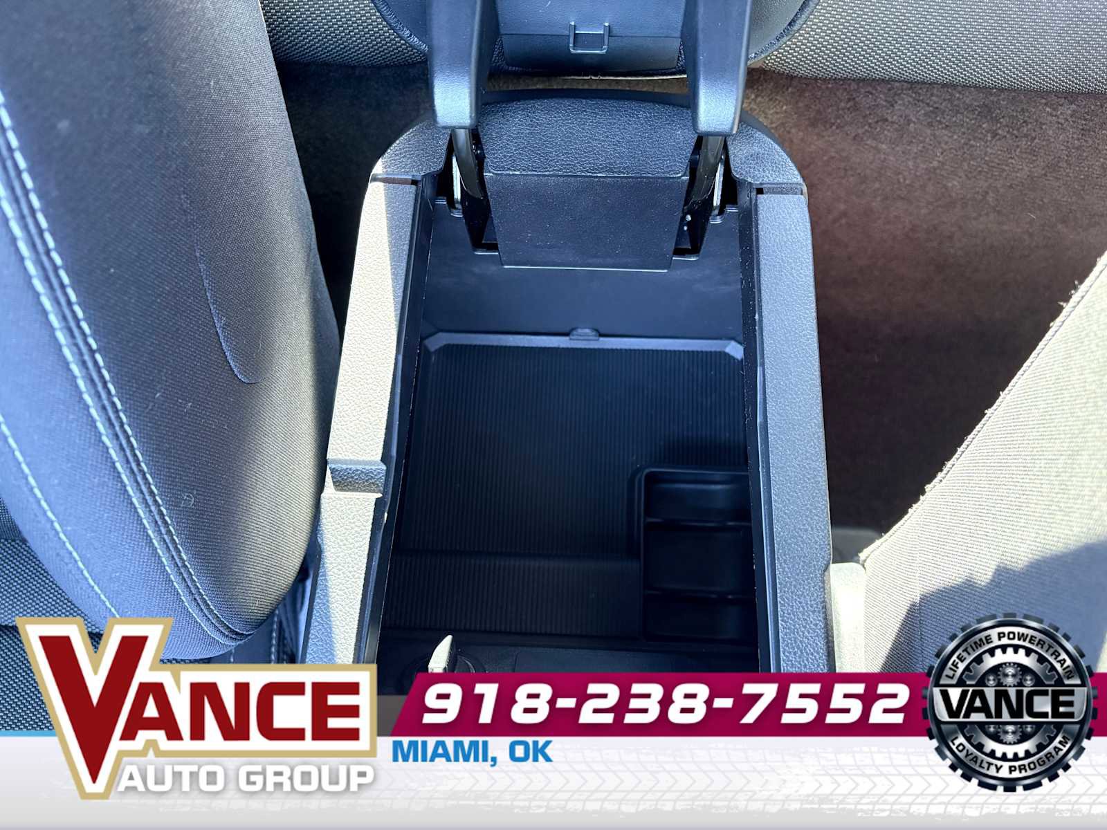 Used 2017 Ford Mustang Coupe image 31