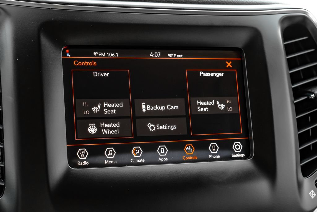 Used 2021 Jeep Cherokee Latitude Plus FWD image 27