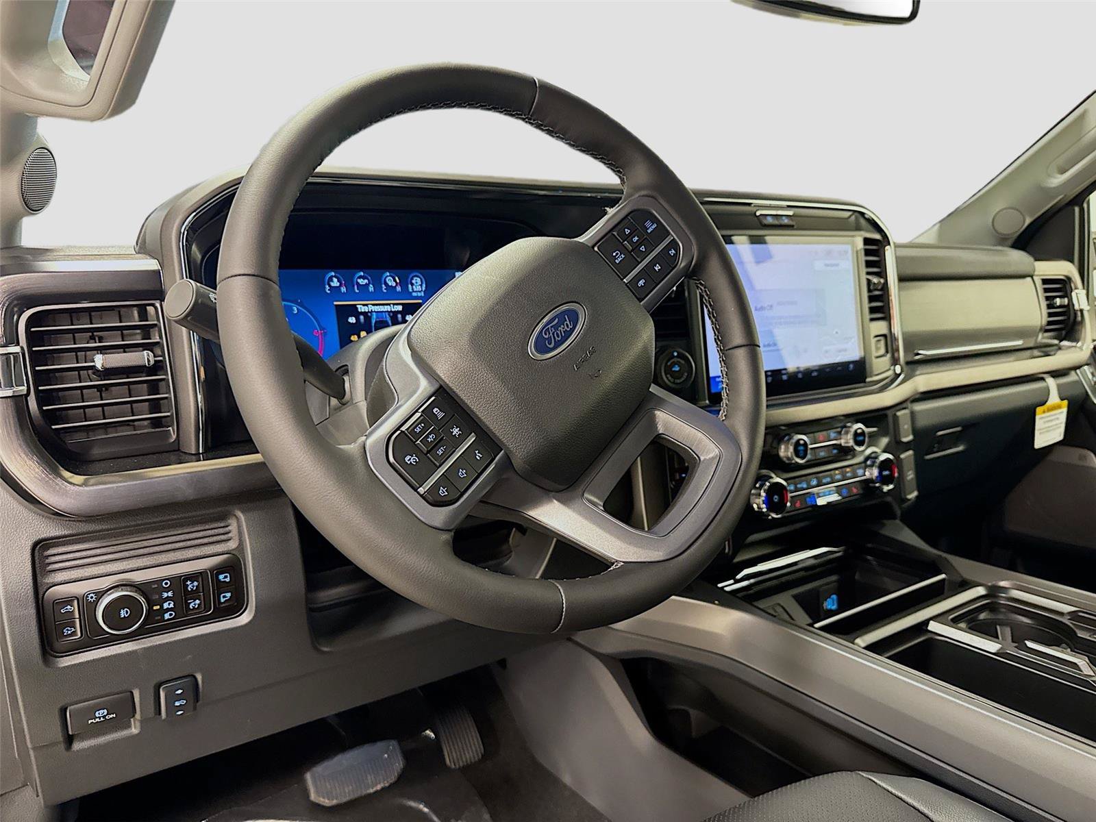 New 2026 Ford F350 Lariat w/ Black Appearance Package AWD/4WD image 9