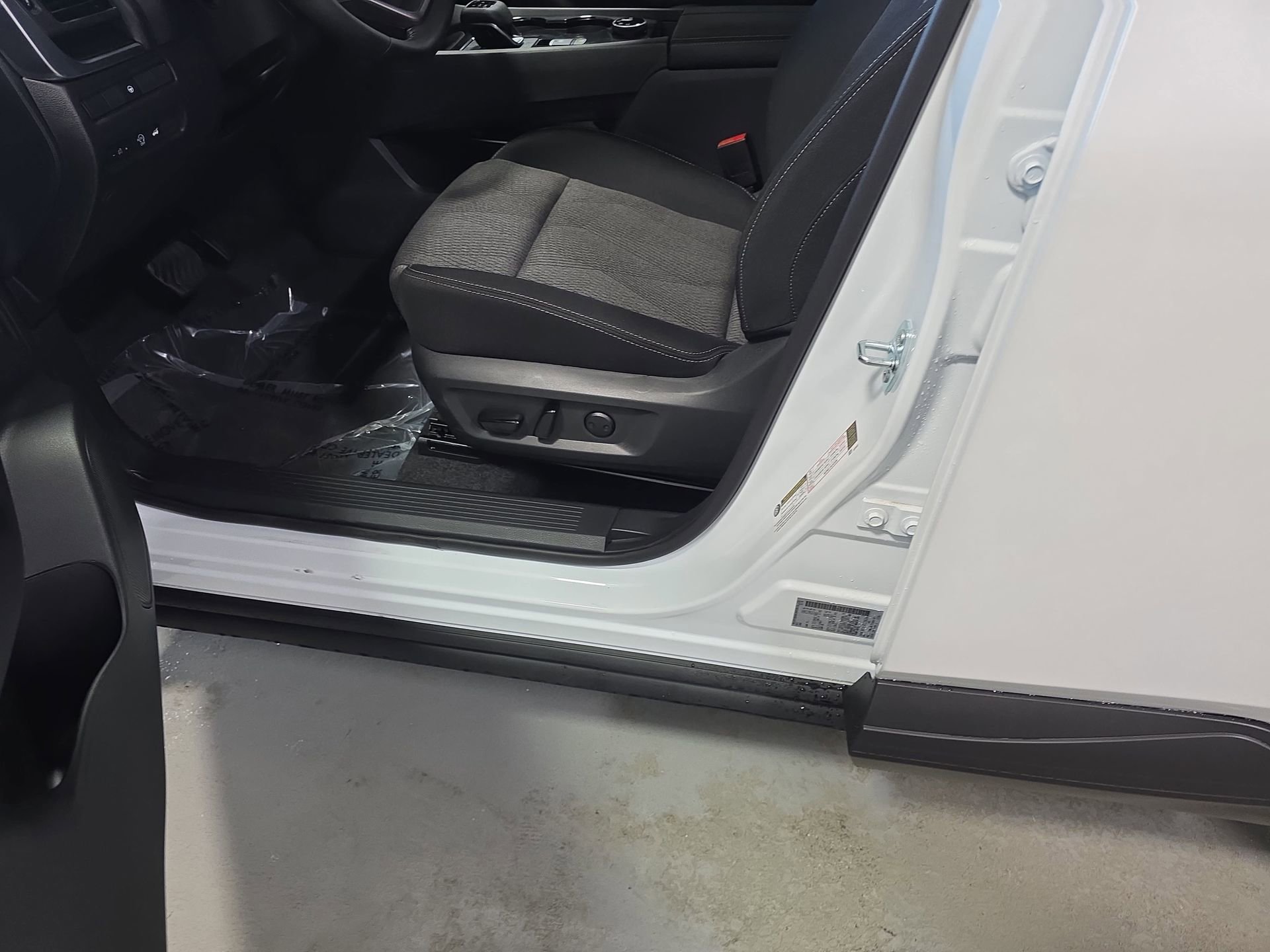 New 2026 Nissan Rogue SV w/ Cold Weather Package AWD/4WD image 28