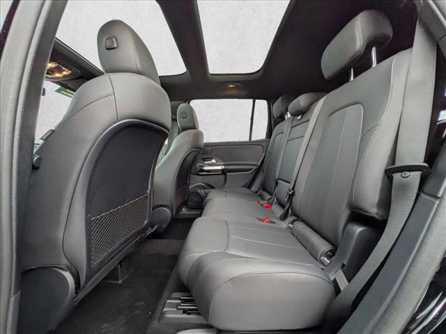 Certified 2025 Mercedes-Benz GLB 250 image 21