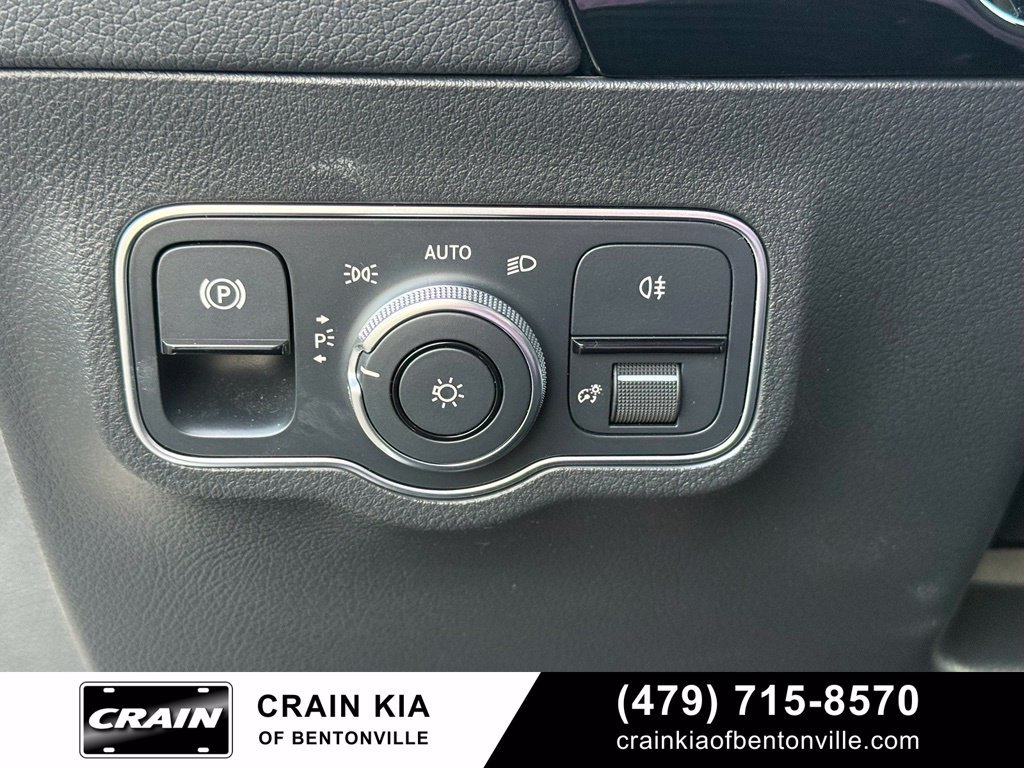 Used 2023 Mercedes-Benz GLA 35 AMG 4MATIC image 12