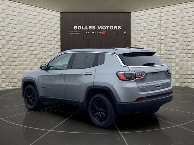 Certified 2022 Jeep Compass Latitude w/ Sun and Sound Group image 7