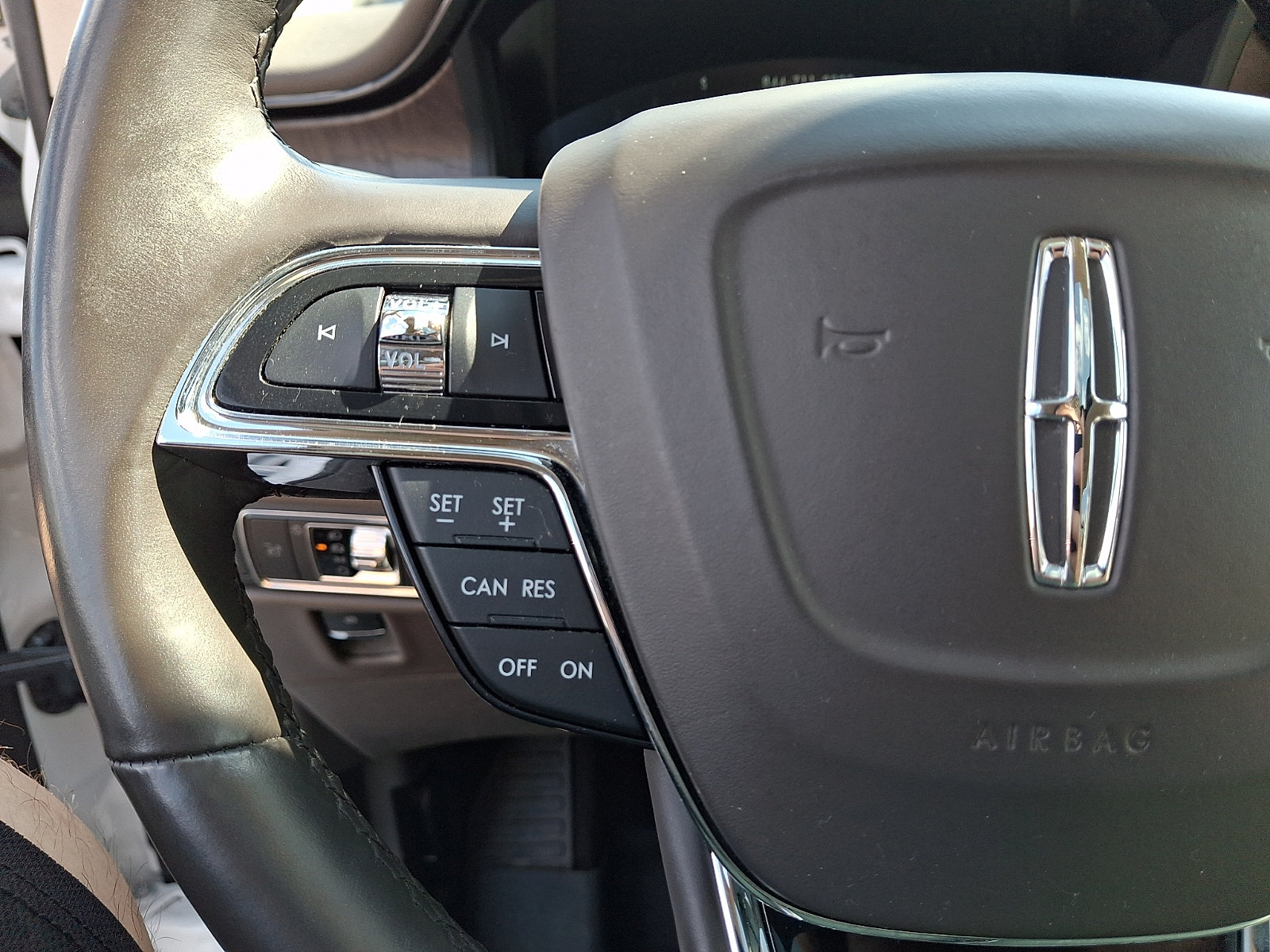 Certified 2021 Lincoln Nautilus Reserve AWD/4WD image 23