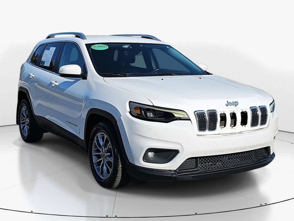 Used 2019 Jeep Cherokee Latitude Plus w/ Comfort/Convenience Group image 2