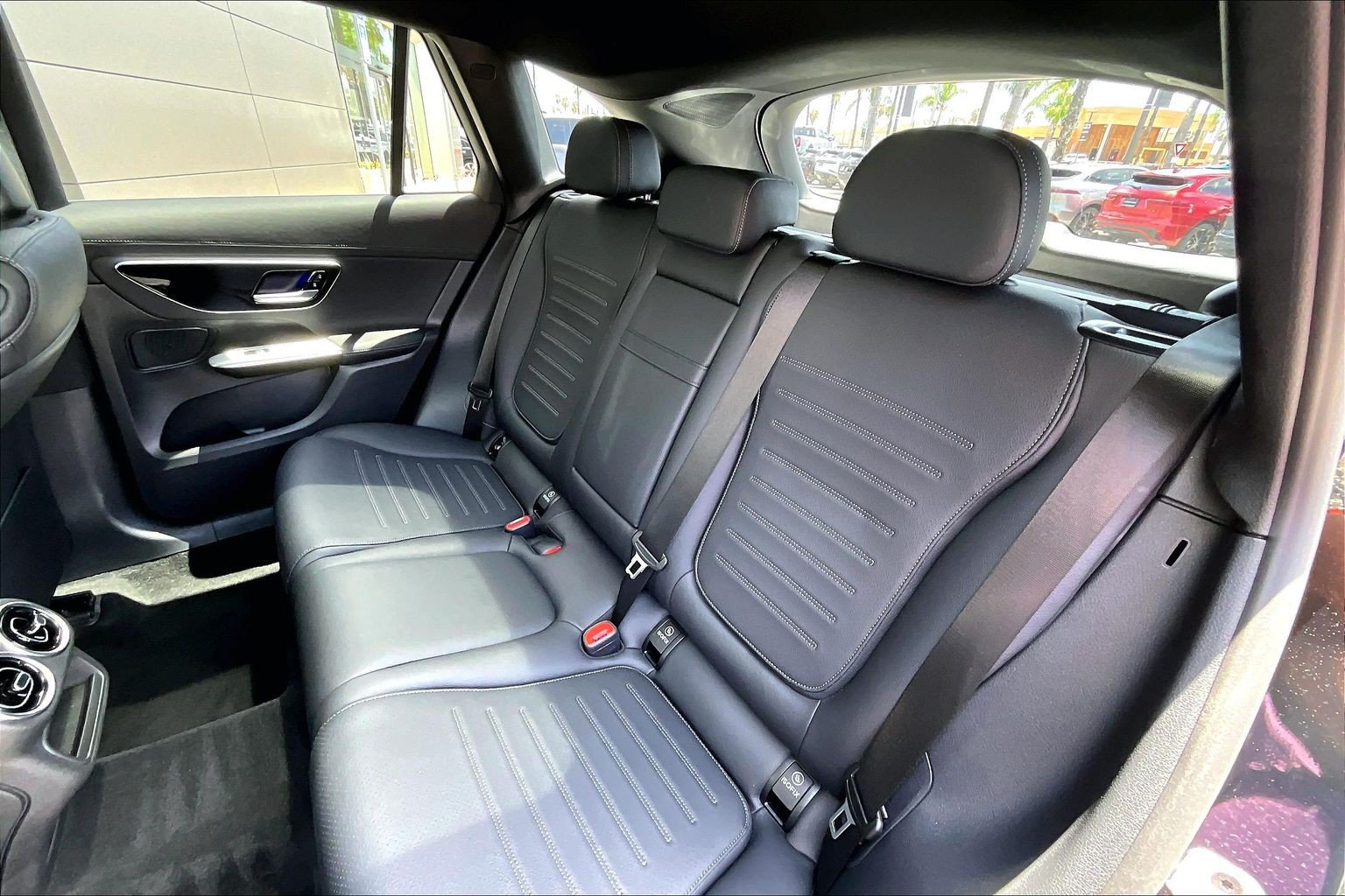 Used 2026 Mercedes-Benz GLC 300 image 26