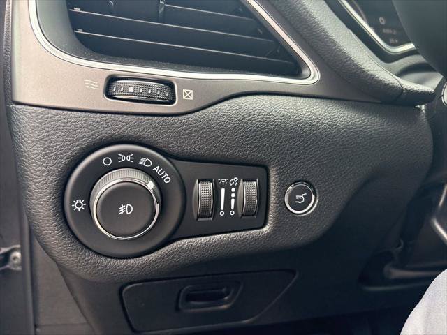 Certified 2022 Jeep Cherokee Latitude Lux AWD/4WD image 14