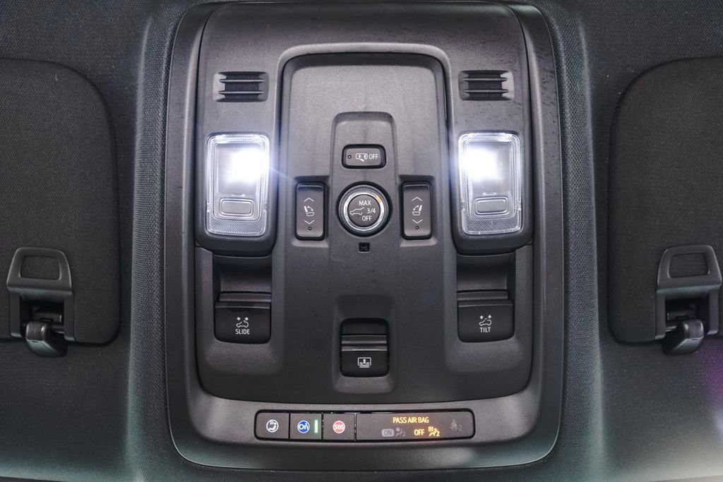Used 2025 Chevrolet Tahoe RST w/ Comfort Package AWD/4WD image 20