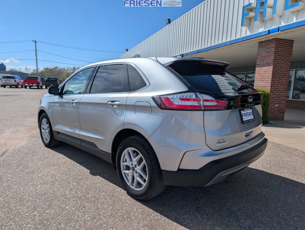Used 2022 Ford Edge SEL w/ Convenience Package image 3