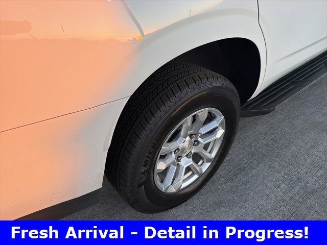 Used 2022 Chevrolet Tahoe LT w/ Luxury Package image 18
