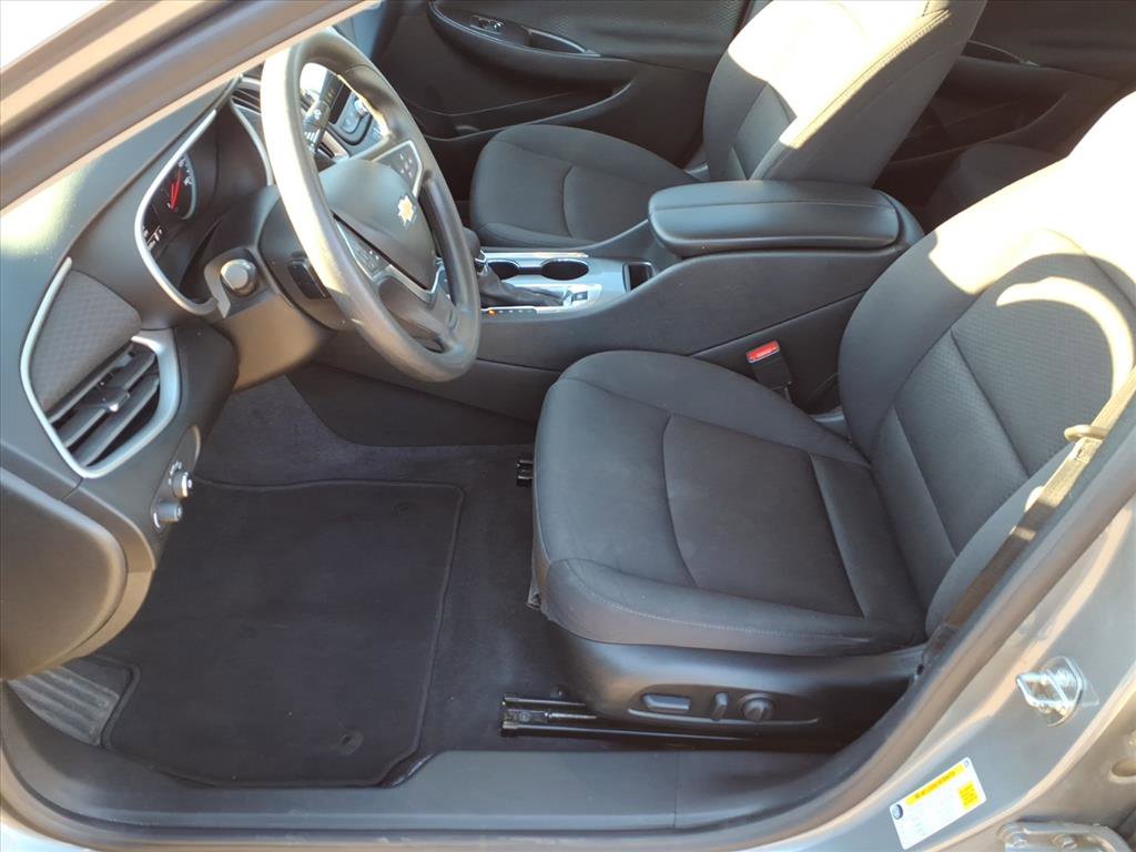 Used 2023 Chevrolet Malibu LT image 11