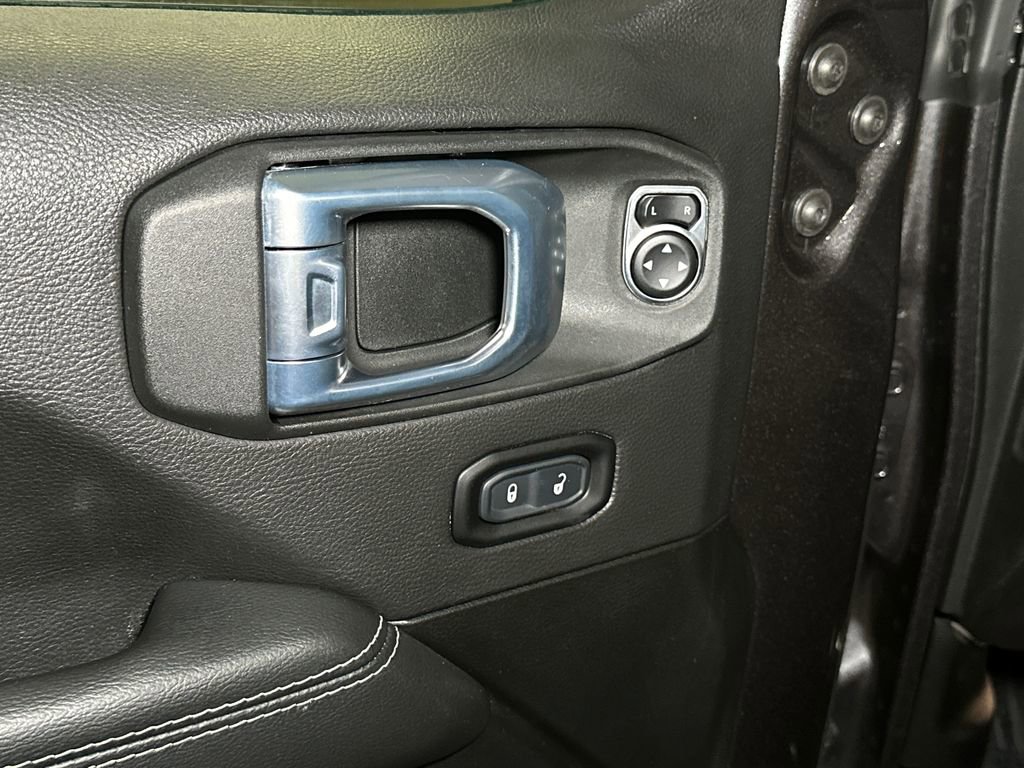 Used 2021 Jeep Wrangler Unlimited Sahara w/ Cold Weather Group image 18
