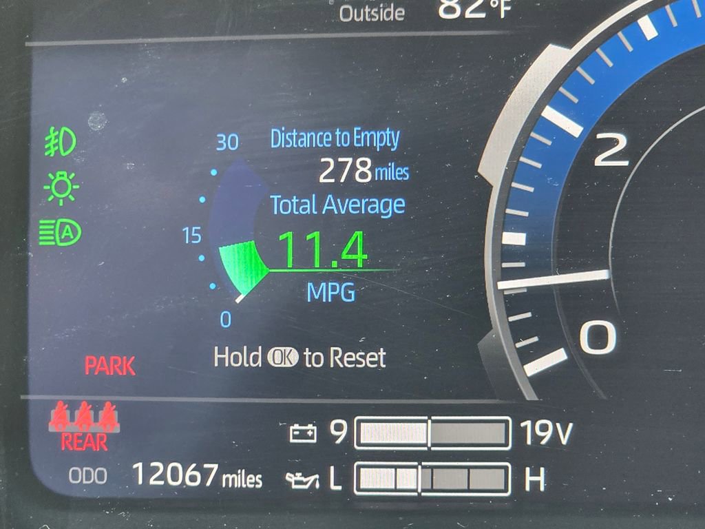 Used 2025 Toyota Tundra Limited w/ TRD Off-Road Package image 32