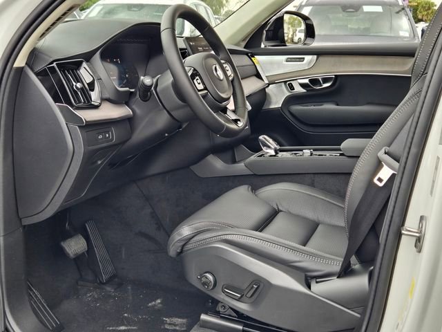 New 2026 Volvo XC90 T8 Ultra w/ Lounge Package image 13