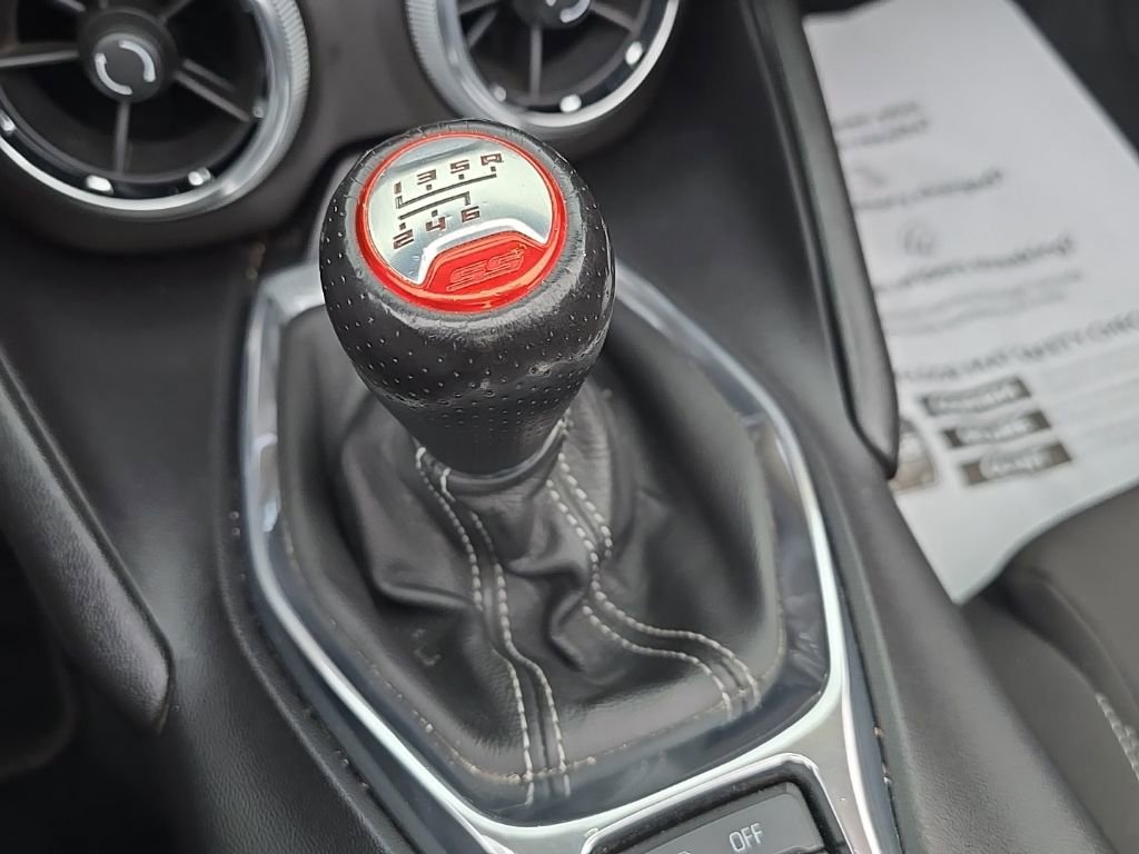 Used 2017 Chevrolet Camaro SS image 21