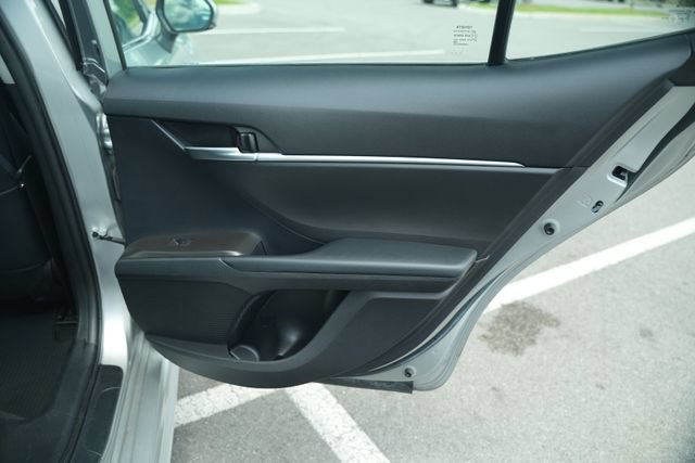 Used 2023 Toyota Camry SE FWD image 23
