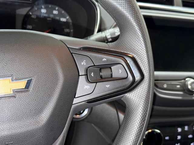 Used 2023 Chevrolet TrailBlazer LT AWD/4WD image 17