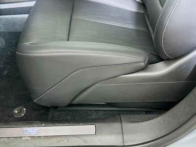 New 2026 Cadillac Optiq Luxury 2 AWD/4WD image 22
