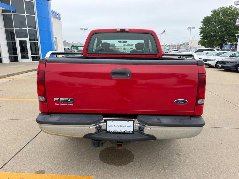 Used 2003 Ford F250 XLT RWD image 3