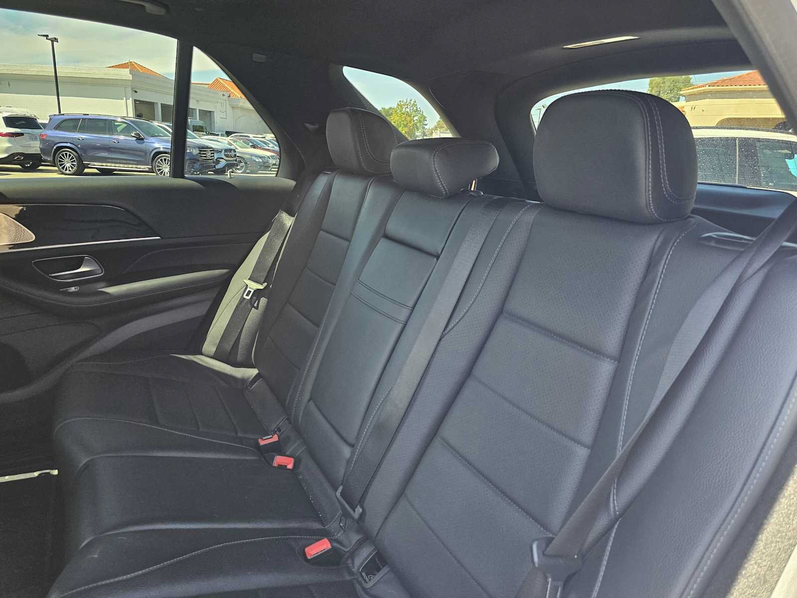 Used 2021 Mercedes-Benz GLE 350 w/ Premium Package image 17