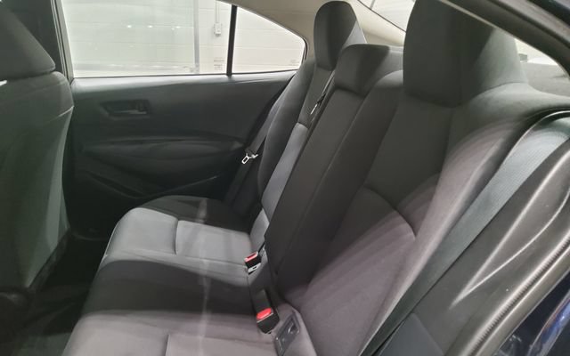 Used 2025 Toyota Corolla LE FWD image 19