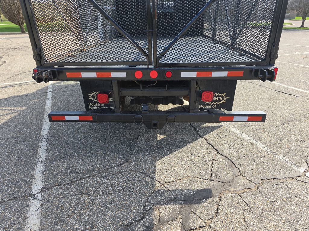 Used 2016 Ford F550 2WD Regular Cab Super Duty image 29
