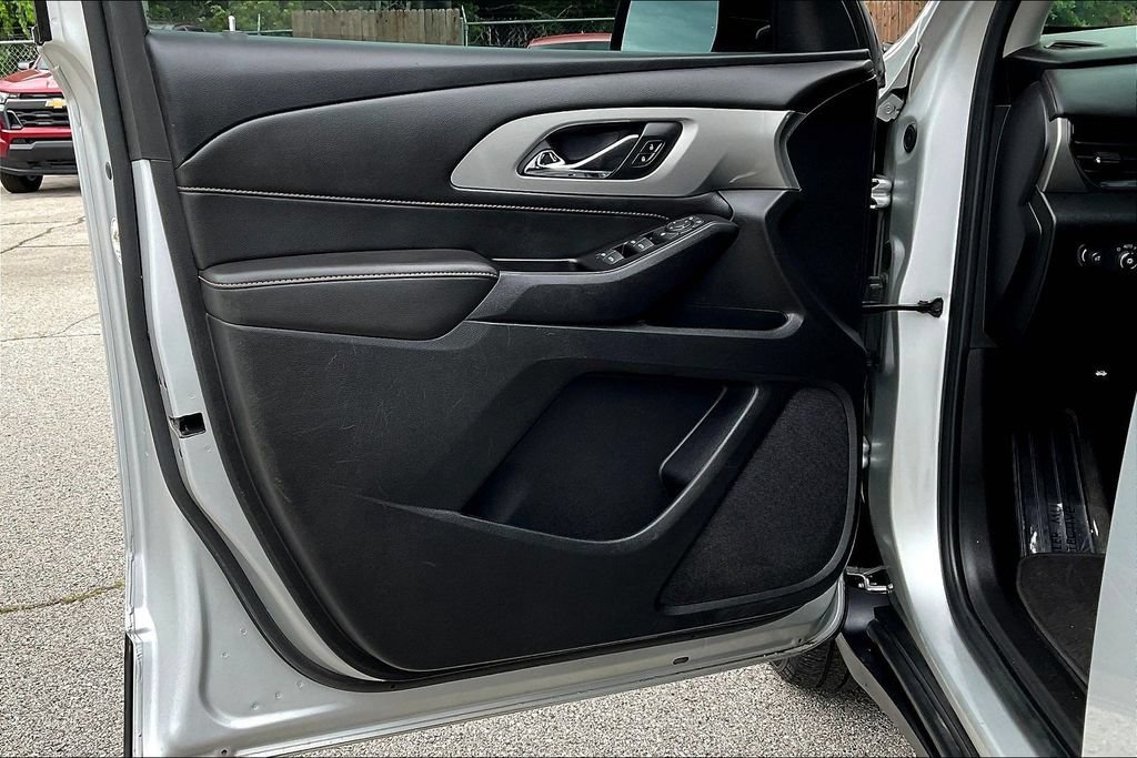 Used 2020 Chevrolet Traverse LS FWD image 19