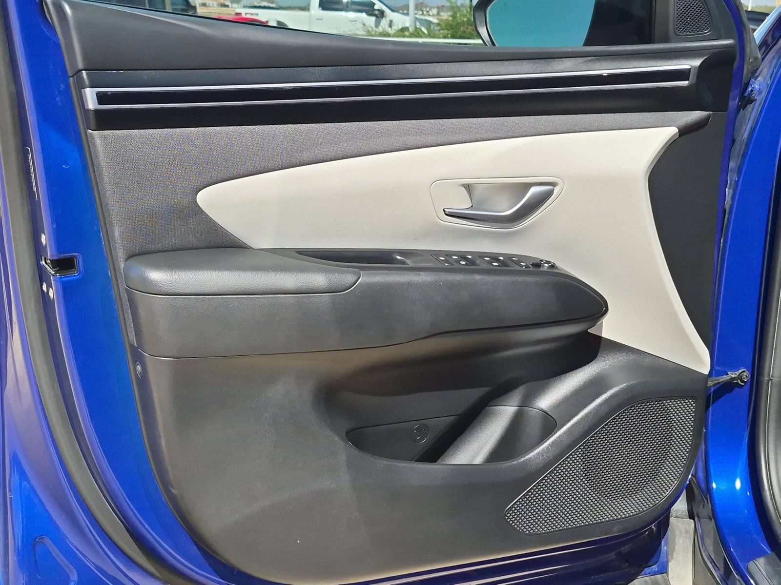 Used 2023 Hyundai Tucson SEL w/ Convenience Package FWD image 11