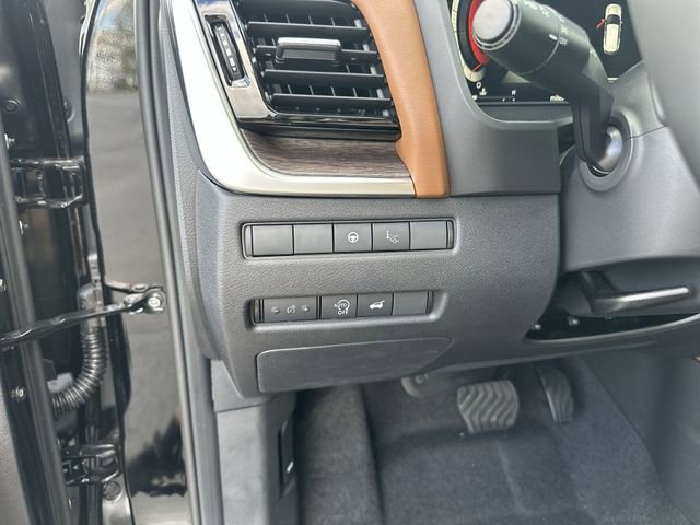 New 2026 Nissan Rogue Platinum w/ Platinum Premium Package image 17