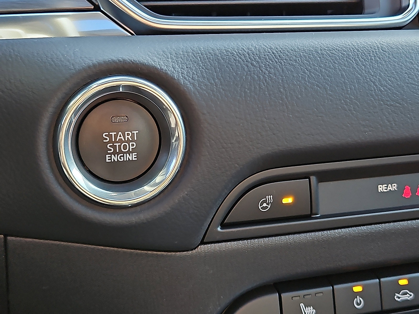 New 2025 MAZDA CX-5 AWD 2.5 S w/ Premium Plus Pkg image 18